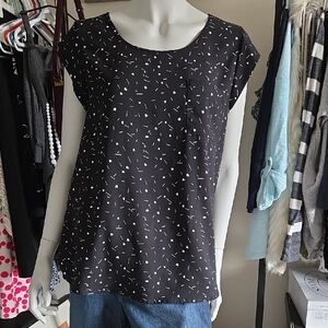 Dalia Black and White Heart Graphic Blouse with Capped Sleeves